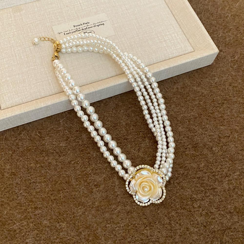 Rhinestone Multi-layer Necklace Baroque Style Camellia Clavicle Chain Pearl Flower Necklace  Girls