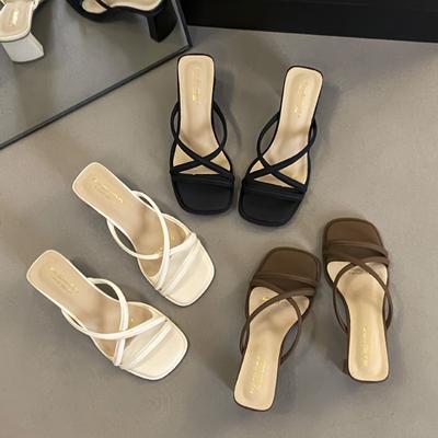 Шлепанцы на толстом каблуке женские летние 2025 новая мода на среднем каблуке большого размера с квадратным носком босоножки с открытым носком