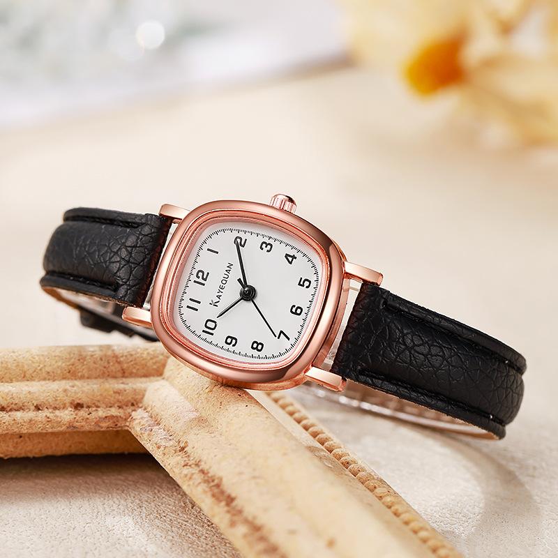 Fashionable decorative watch Female Student Simple Exquisite Temperament Small Dial Korean Artistic Retro Leather Quartz Watch