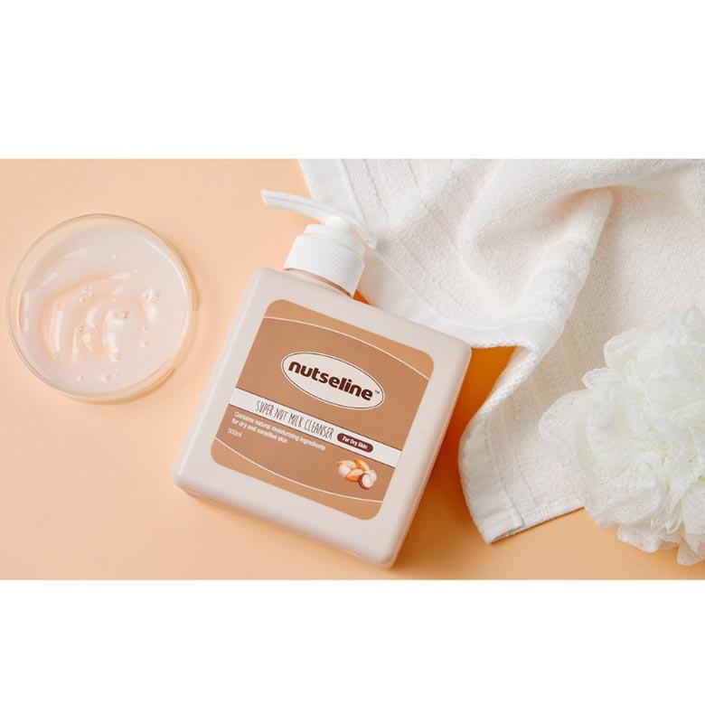 NUTSELINE Супер Очищающее молочко с орехами 500мл