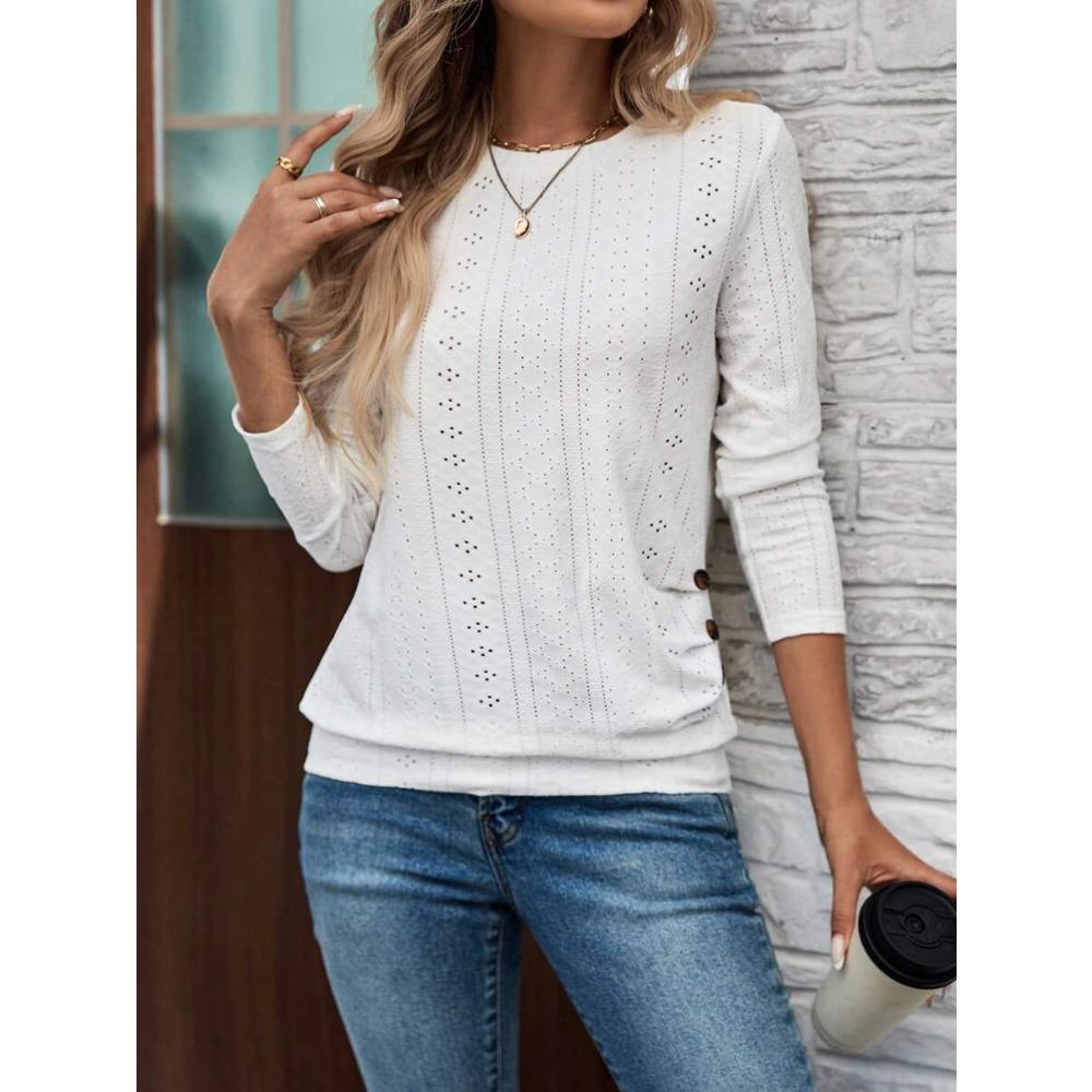 Футболка с круглым вырезом, длинными рукавами и декоративными пуговицами, модная и универсальная, повседневная для работы.