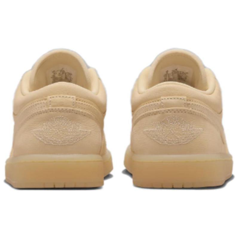 Женские кроссовки Air Jordan 1 Low Se 'Sand' Jordan FZ3972-294