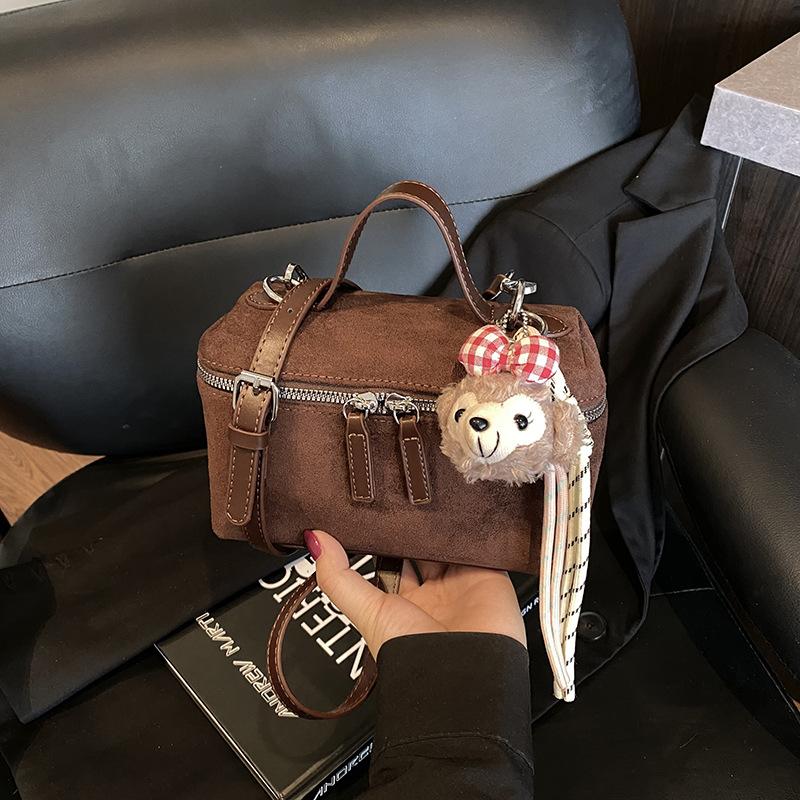 Популярная сумка этого года женская осень-зима 2025 новая матовая ретро сумка-мессенджер корейская версия портативная сумка-ведро