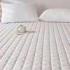 Mode Life Polyester Fiber Mattress Protector