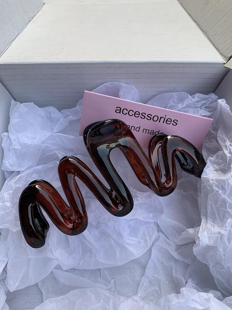 2023 Colorful Jelly Wave Hair Claw Hairpin Women Girls Fashion Design Korean Sweet Simple Irregular Hair Clip Headwear KTY