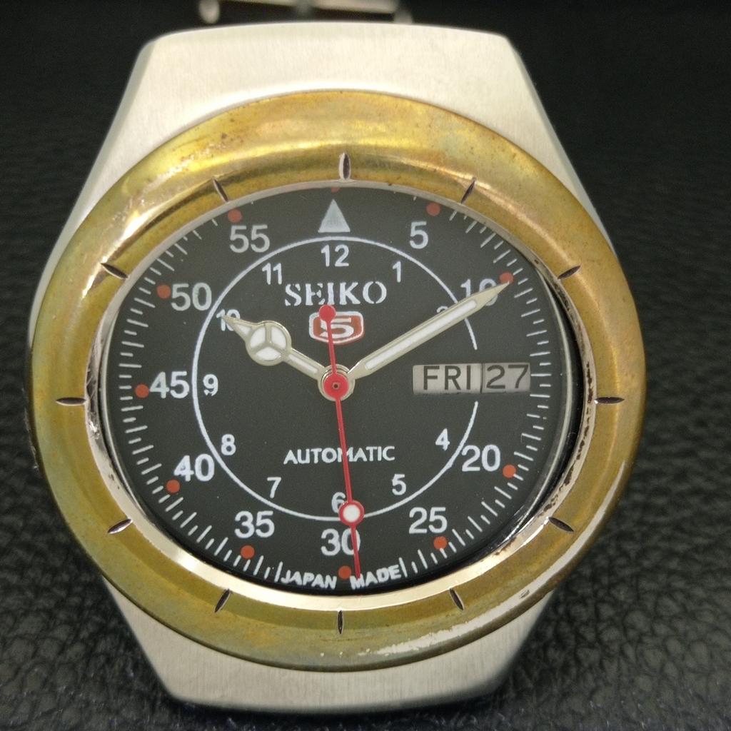 ЯПОНИЯ ВИНТАЖ SEIKO 5 АВТОМАТ 7009A МУЖСКИЕ ЧАСЫ С ЧЕРНЫМ ЦИФЕРБЛАТОМ a702352-5