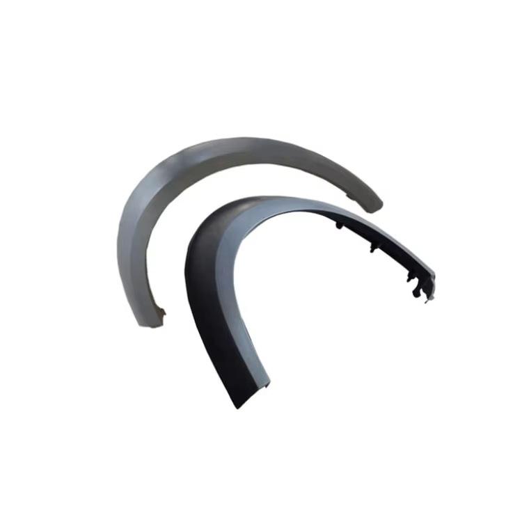 Накладка передней колесной арки LR010631/LR010632 для Land Rover Discovery 3/4