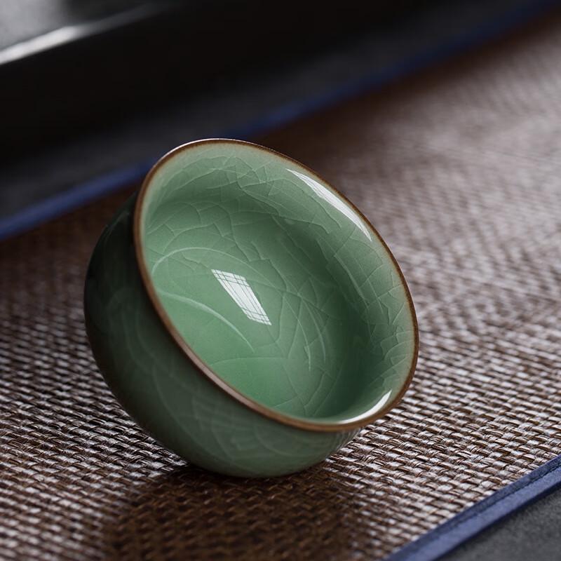 Cha Xun Diyao Celadon Ceramic Tea Infuser Cup