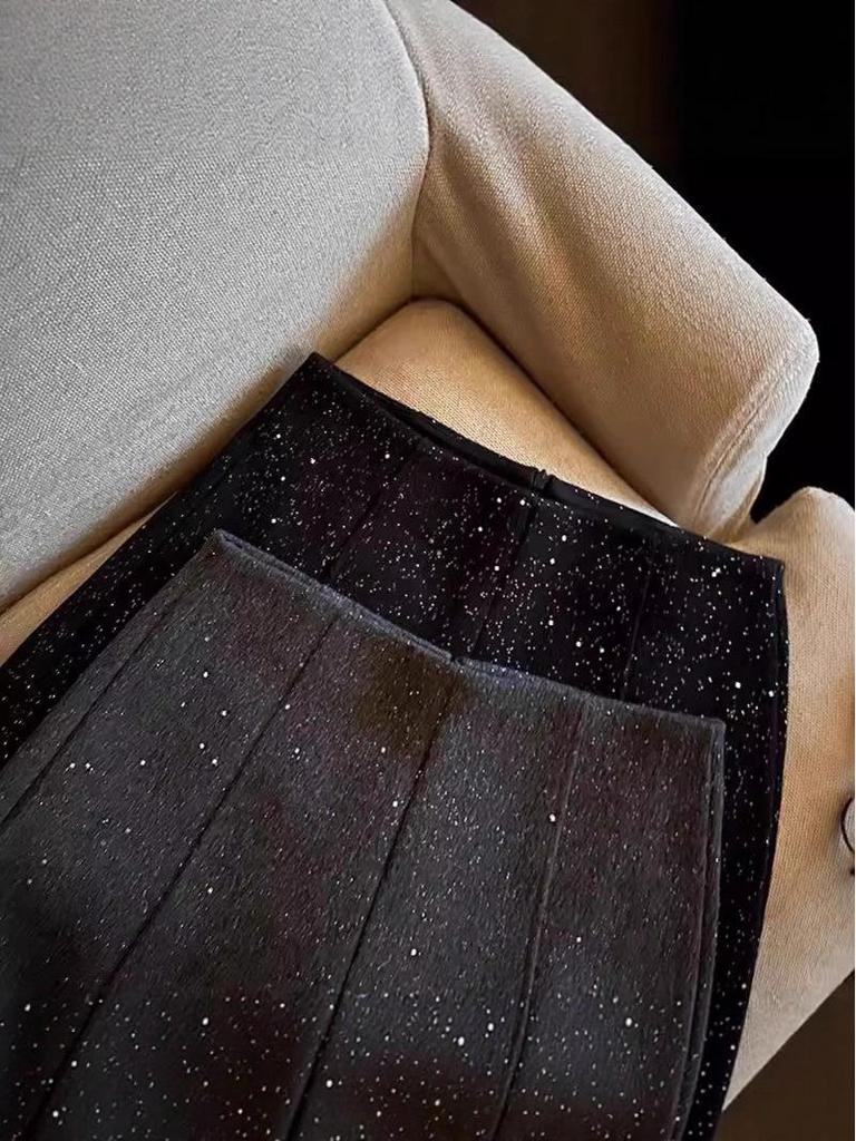 Women's Black Wool A-Line Shorts - 2024 Autumn/Winter Casual Wide-Leg Style