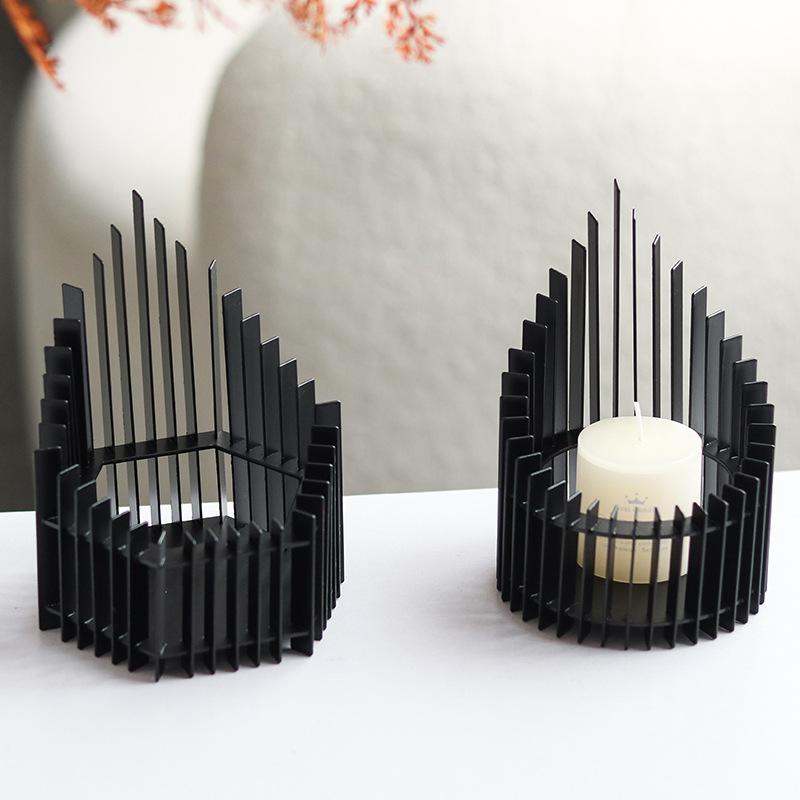 Minimalist Candlestick Ornaments European Style Creative Light Luxury Metal Grille Art Candle Holder Model Room Soft Decoration Furnishings