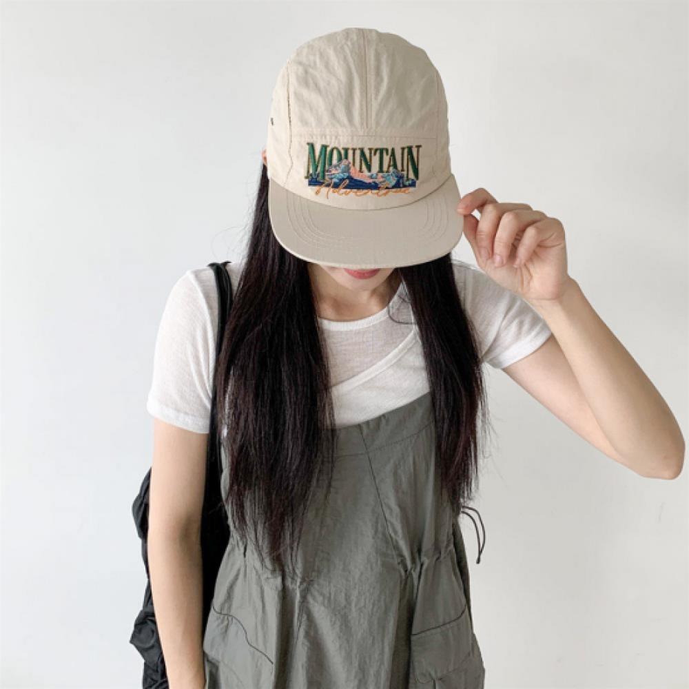 New ArrivalS Open Run Women S caSual Color Embroidery baSeball Cap