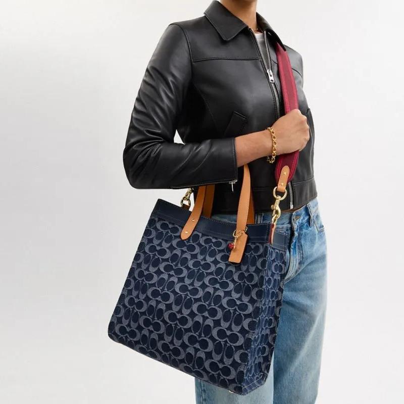 Coach Field 30 Removable Shoulder Strap Fabric Tote Bag Women Tote Bags Denim-Blue CAA89-IMXIA