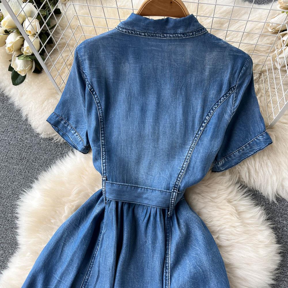 RUGOD Весна и лето Новое вышитое джинсовое платье женское средней длины с большими отворотами-лацканами и плиссировкой на талии длинное платье