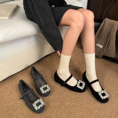 2025 Французские туфли с квадратным носком, пушистые туфли со стразами для женщин для ношения на улице, осень-зима, новые универсальные нежные вечерние туфли Мэри Джейн