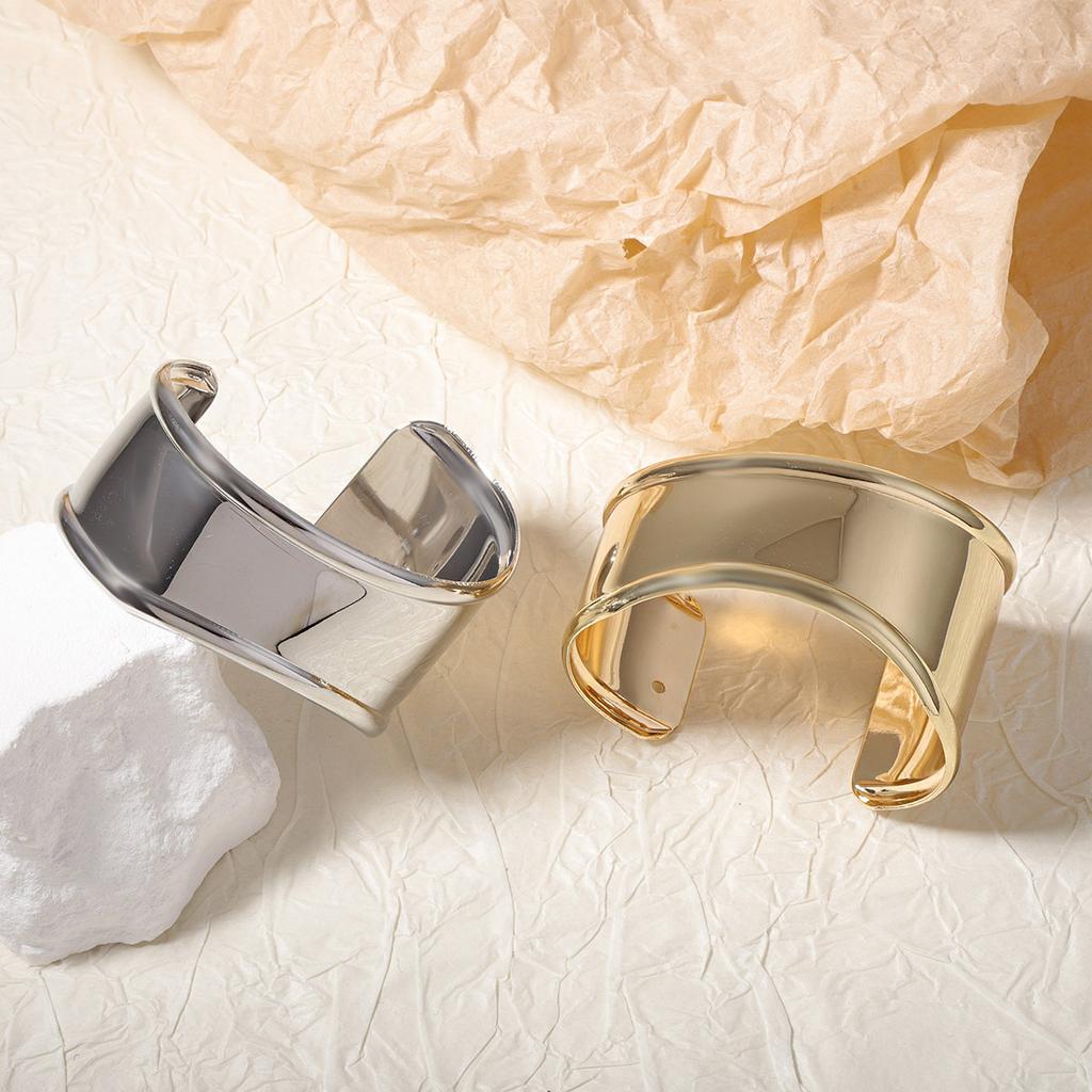 Fashionable and Simple InS-style Light Luxury Design Sense Arc-shaped Metal Opening Geometric Ring Cold Style Bracelet