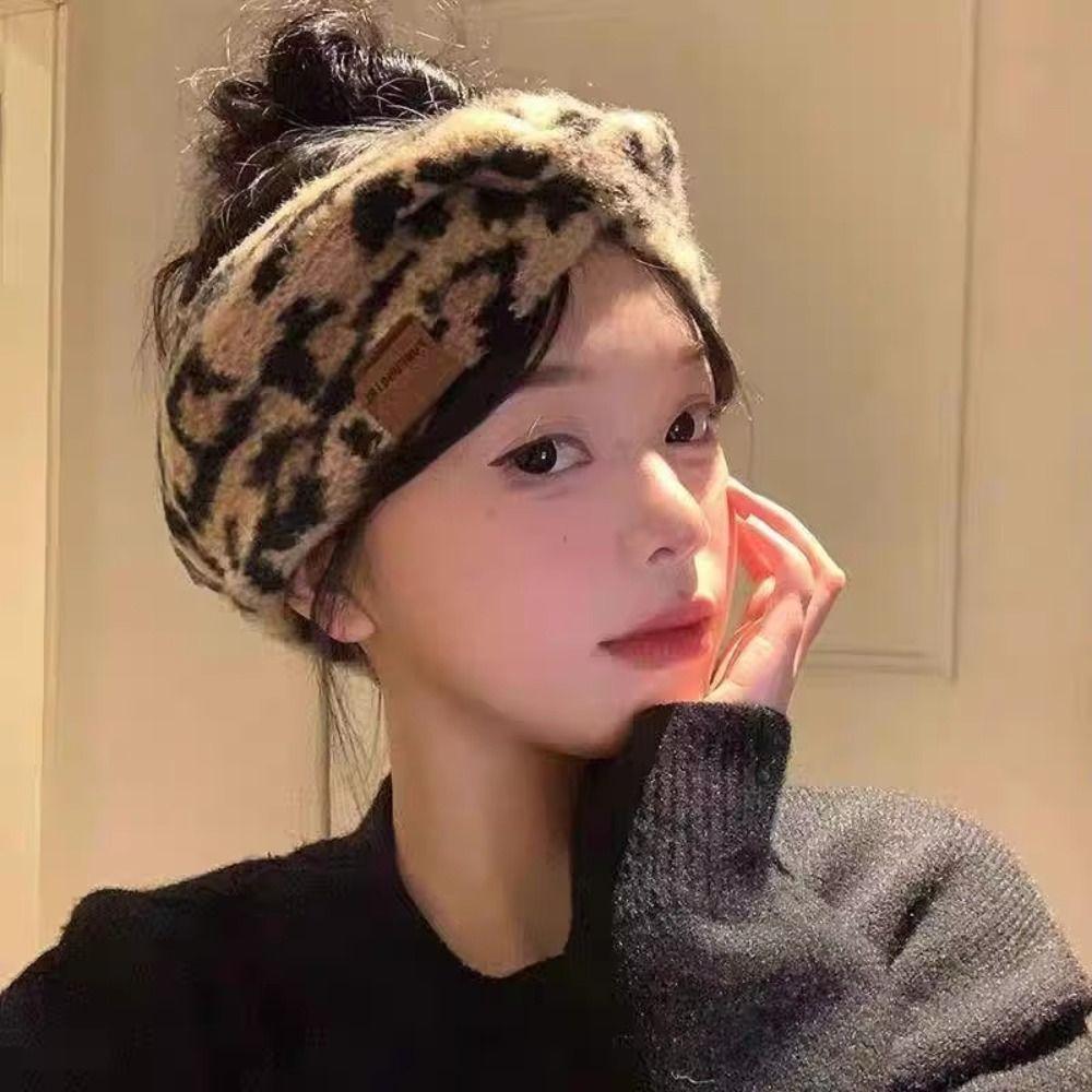 Wide Edge Cross Headband Soft Knitted Headcover Fashion Leopard Print Headband Retro Style
