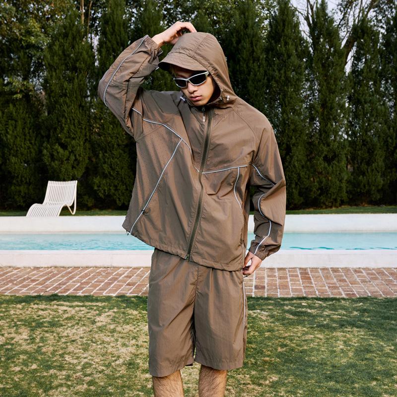 1011 summer light UPF10 + sunscreen clothing women's breathable thin UV protection sunscreen clothing men's thin coat tide