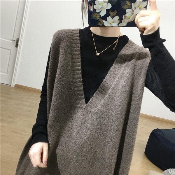 Women's Casual V-neck Knitted Vest for Autumn Spring