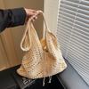 Large Capacity Handheld Woven Bag Women's 2025 New Summer Vacation Straw Bag Versatile Commuter Shoulder Tote Bag