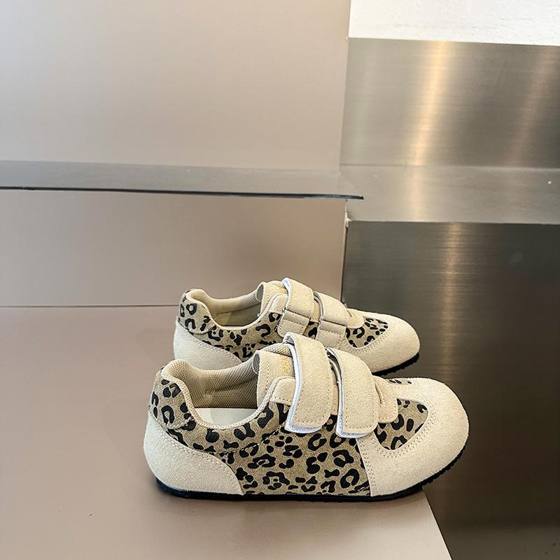 Мода леопардовые балетки женские лоферы повседневная спортивная обувь зима 2025 тренд новые уличные кроссовки мода беговые дорожные женские туфли