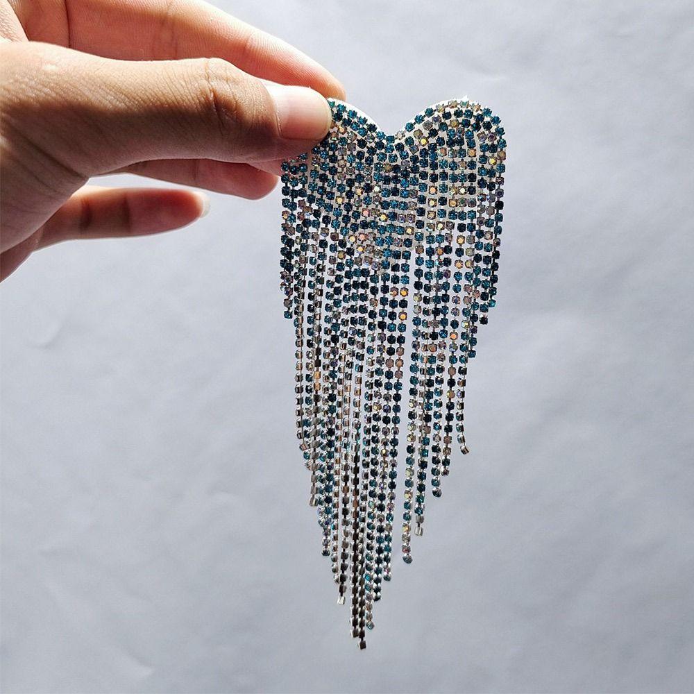Retro Heart Brooch Beaded Shoulder Jewelry Delicate Shoulder Brooch  Men Women