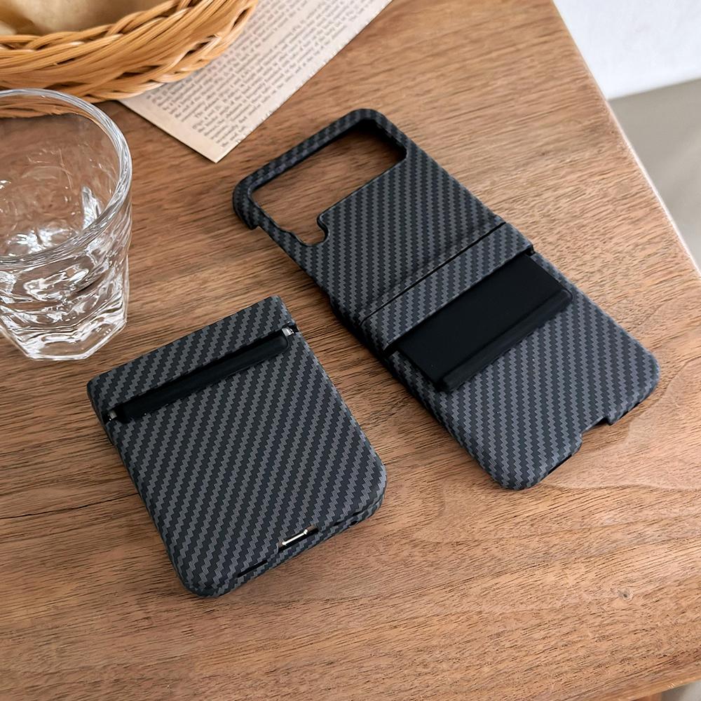 Luxury Carbon Fiber Pattern With Hinge Case For Samsung Galaxy Z Flip 6 5 4 3 5G Ultra Thin Shockproof Hard PC Cover For Z Flip6