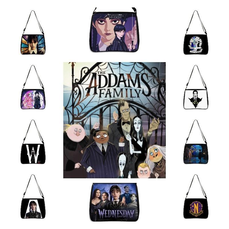 Сумка на плечо Wednesday Addams Famlily в готическом стиле, легкая и удобная для ношения