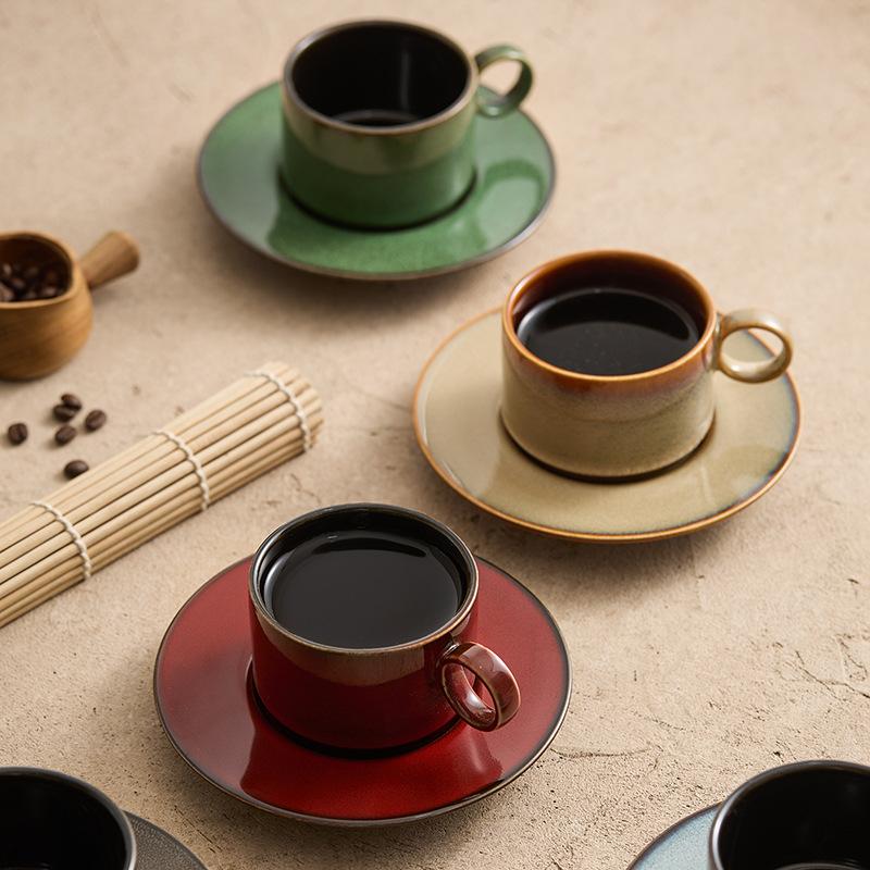 Печная кофейная чашка с блюдцем Бытовая керамическая чашка для латте Чашка для американского кофе с блюдцем Чашка для послеобеденного чая Чашка для кофе латте
