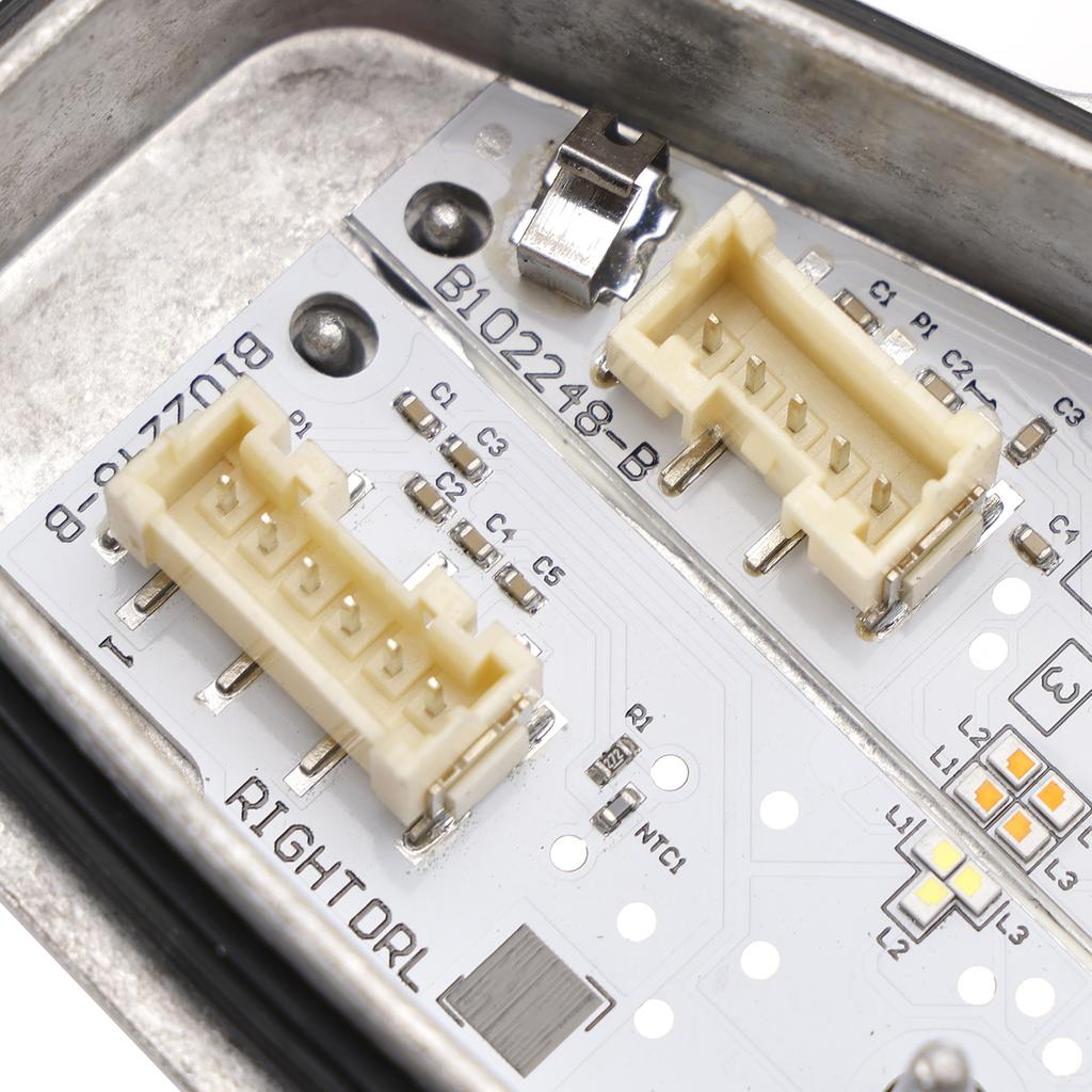 2 ШТ. Левый+Правый Модуль Светодиодной Дневной Ходовой Лампы Фары с Радиатором 6F0941475/76 для SEAT