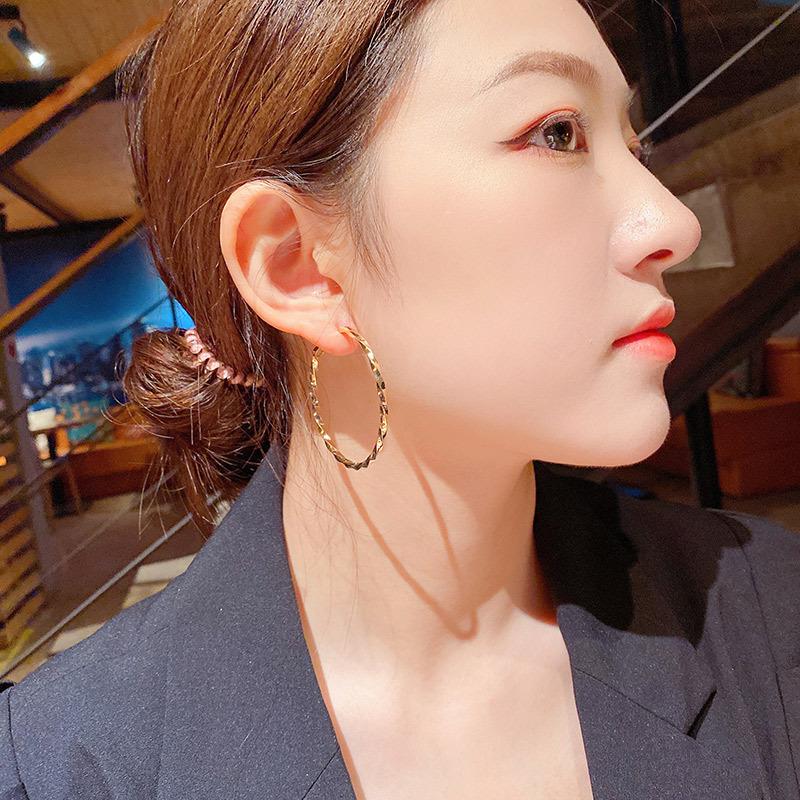 Trendy Gold Color Hoop Earring Women Personality Circle Earring Bridal Jewelry Gift Party Earrings