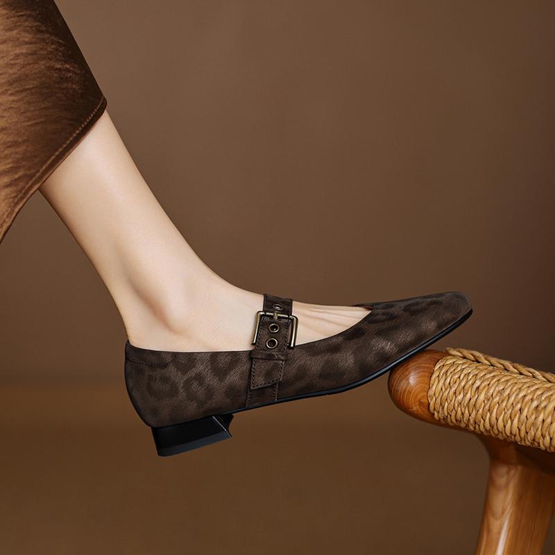 Fashion 2025 New Spring Women Pumps Round Toe Low Heel Shoes Genuine Leather Women Shoes Concise Ladies Mary Janes Shoes Brown Big Size
