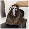 Leopard Print Bag Women's Large-capacity New Autumn and Winter Versatile Matte Shoulder Messenger Bag Commuter Tote Bag