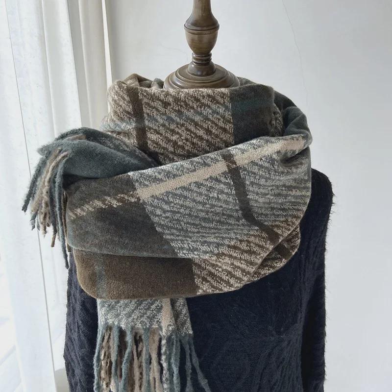 Korean Style Plaid Cashmere-Like Tassel Scarf for Women - Warm, Thick, and Ideal for Autumn and Winter