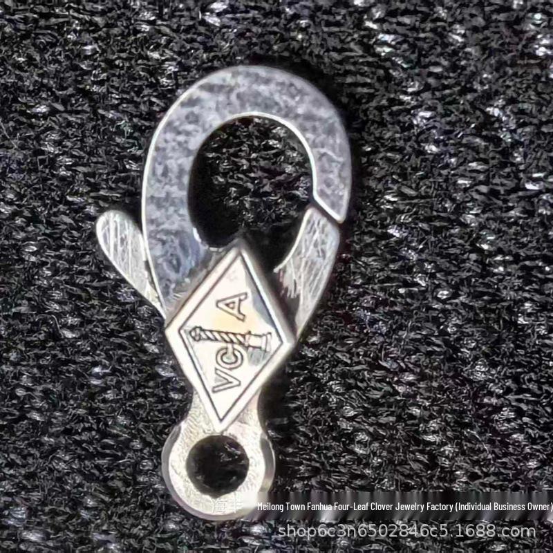 Браслет Van Family V Gold Четырехлистник, Позолоченный 18 карат с двусторонней черной перламутровой вставкой, Роскошный женский аксессуар