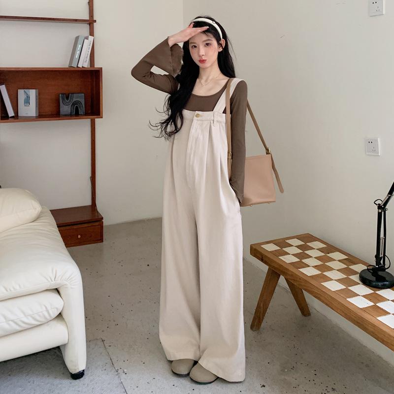 2026 Spring Maternity Set: Washed Denim Overalls & Bell Sleeve Layered Top