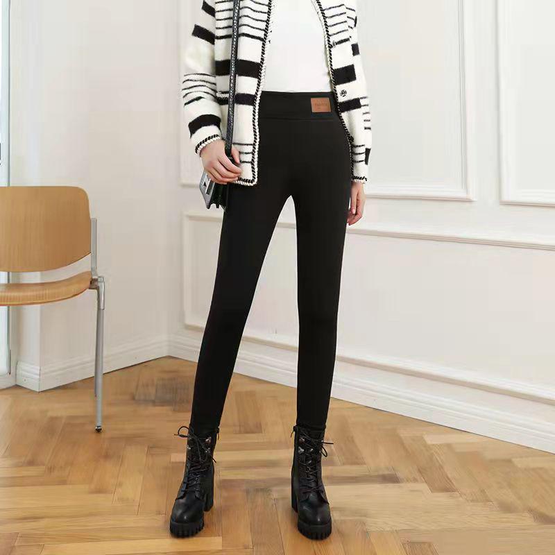Women's High-Waist Lamb Fleece Leggings - Velvet Thickened, Warm Cotton Pants for Autumn/Winter Outerwear.