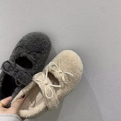 Осень и зима Мэри Джейн с мелким вырезом новая обувь внутренняя высота увеличение женская обувь бант 2025 толстая подошва пушистая обувь женская верхняя одежда