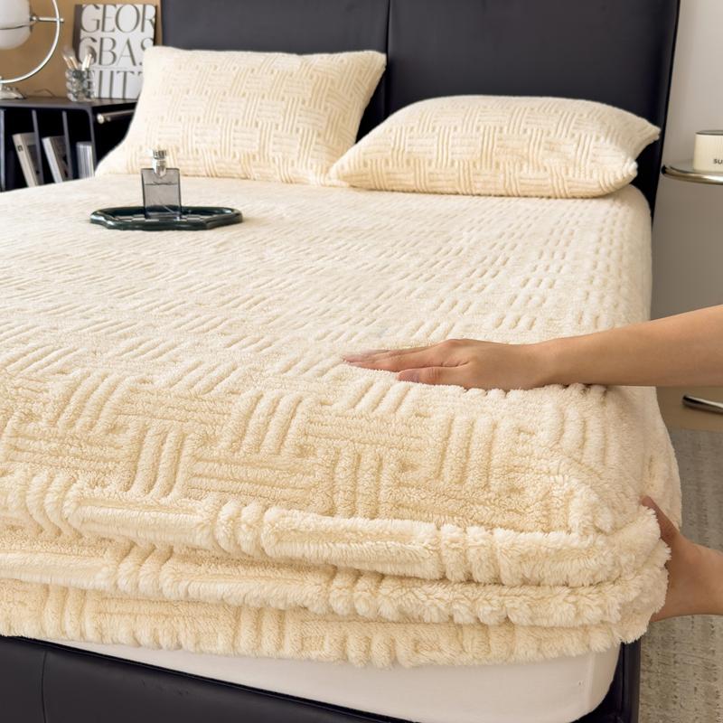 Зимняя рельефная плюшевая простыня на резинке Мягкая теплая коралловый вельвет Защитный чехол для матраса Размер Queen Глубокий карман Эластичный комплект простыней