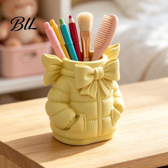 Student Desk Accessories Cute Bow Puffer Jacket Pen Holder, 3D Printed Desktop Organizer, Decorative Makeup Tool Organizer Brush Cup, Creative Storage