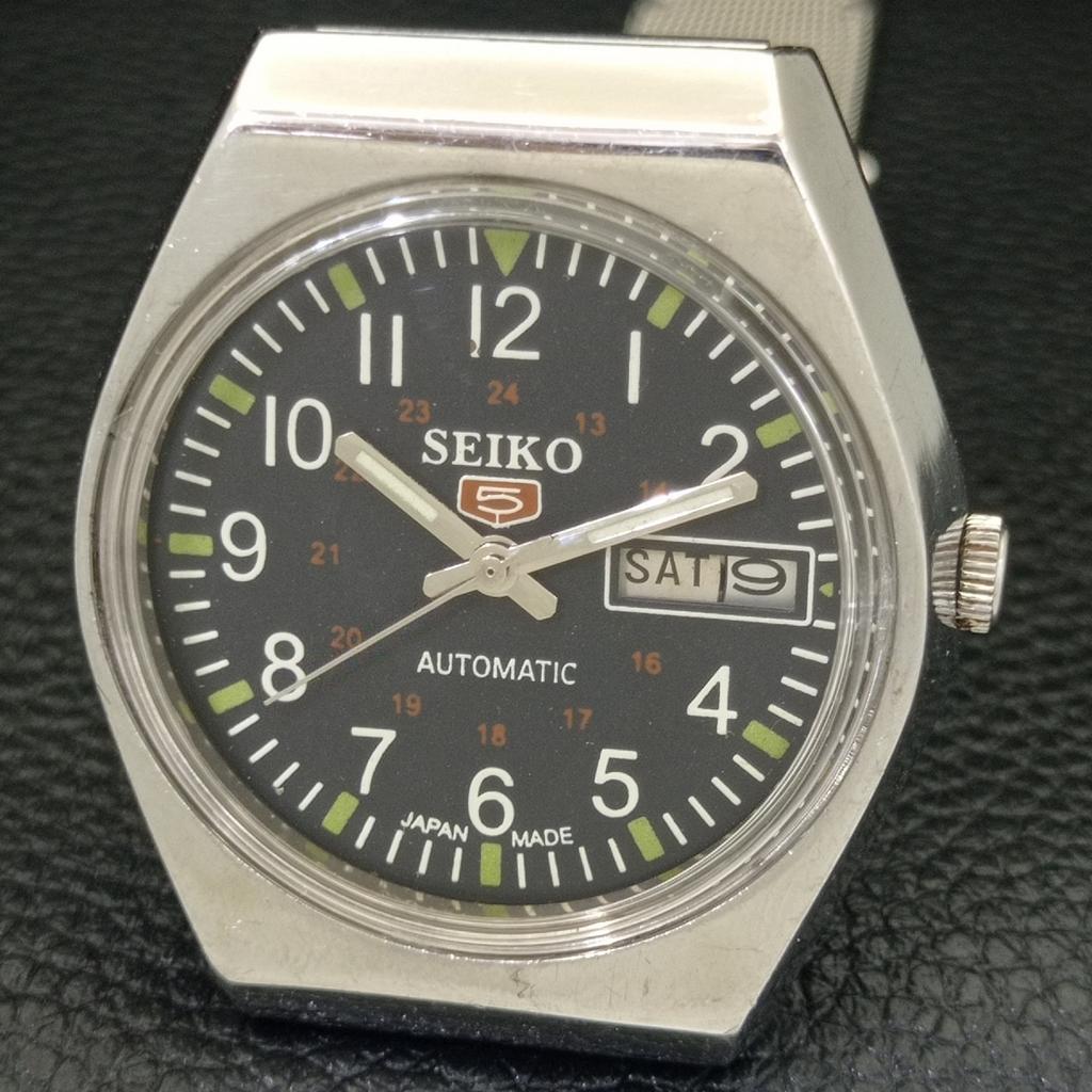 AUTOMATIC VINTAGE SEIKO 5 JAPAN MENS BLACK COLOR DIAL WATCH A500844-5 R154-a500844
