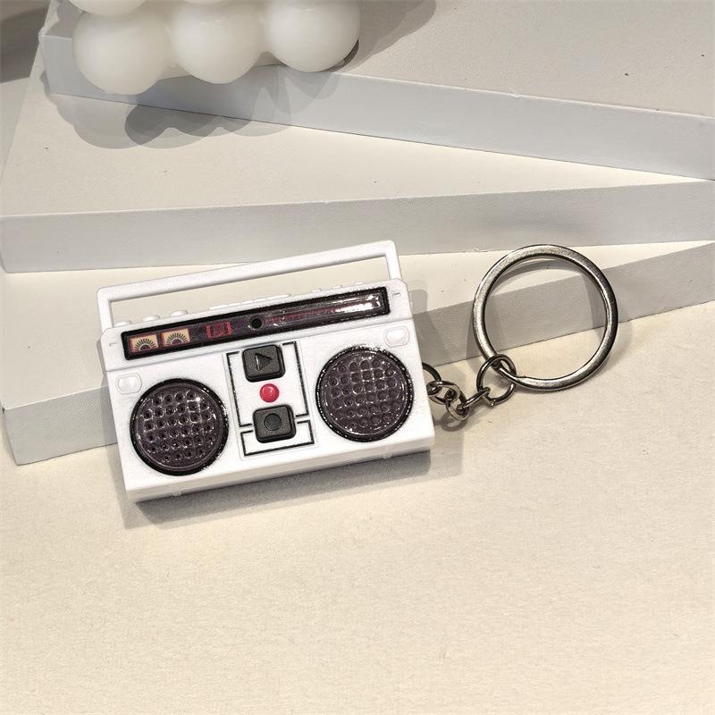 Funny Mini Radio Recorder Keychain Pendant Vintage Cassette Player Music Box Toys Creative Classical Bag Ornaments Keyring Gift