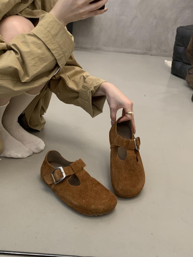 Ретро Мэри Джейн на Т-образном ремешке в стиле «старые деньги» 2025 новые матовые туфли на плоской подошве из коровьей кожи с круглым носком и мягкой подошвой, универсальные туфли-одинарки