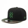New Era 950 NEYYAN BLK WCAMO HLF С прямым козырьком NY Размеры 25J Кепка, MLB, Черный/Holly Reef, M/L,