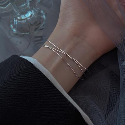 Трехслойный браслет женский Ins Light Luxury Niche Design Sense многослойные украшения студенческие персонализированные украшения для поездок на работу