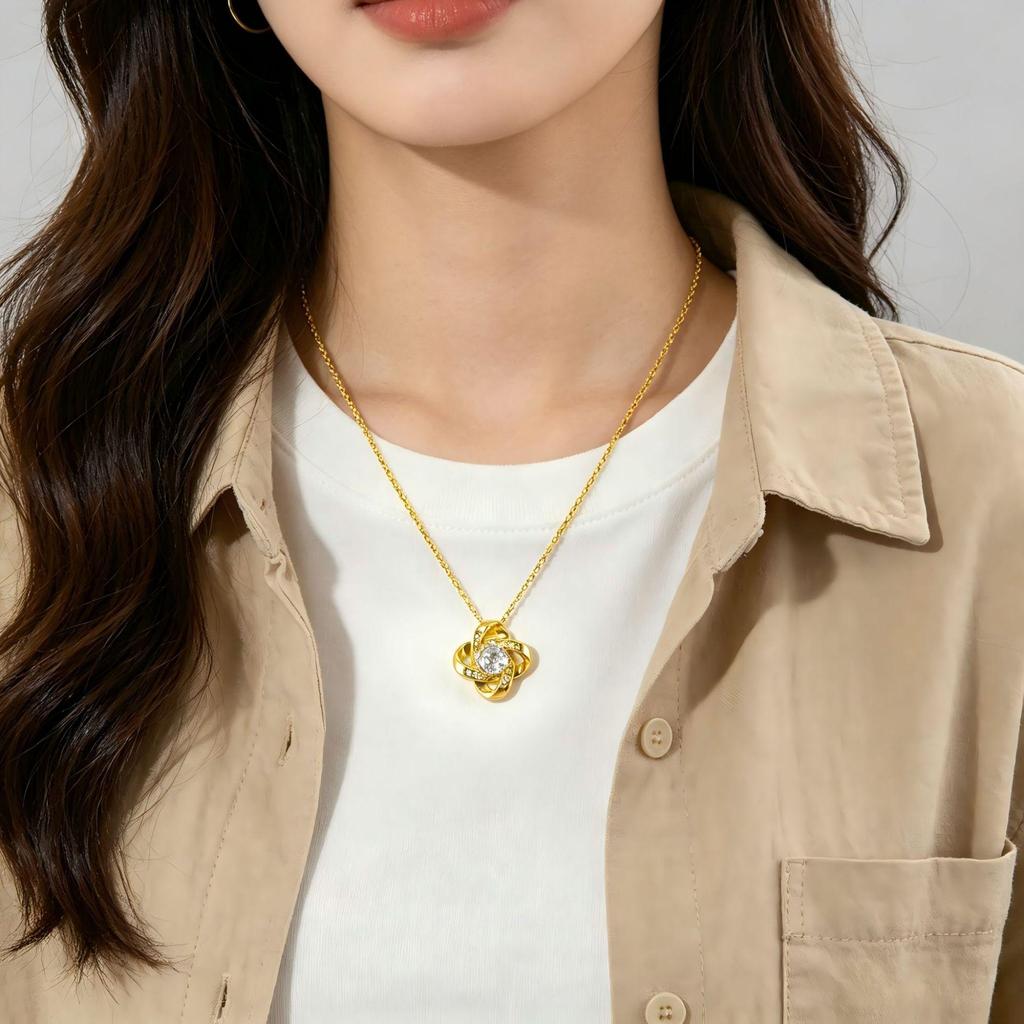 Women's Classic Four-Leaf Clover Copper Zirconia Necklace - Versatile Instyle Jewelry Accessory