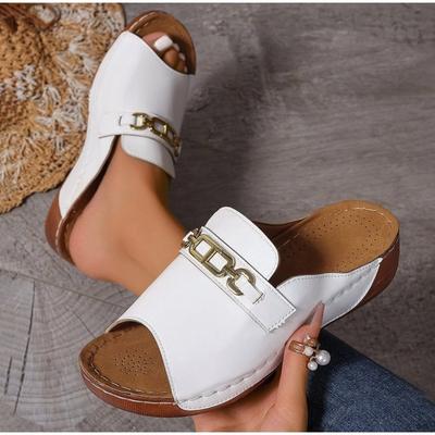 Женская обувь – Сандалии