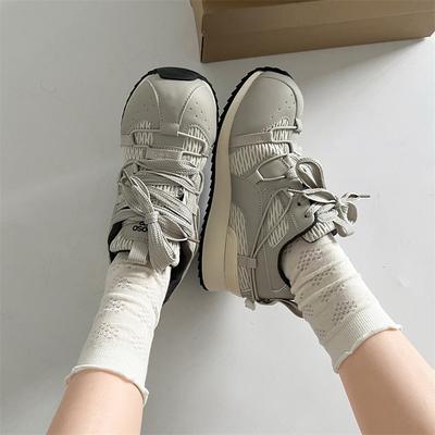 Ранняя весна ретро ощущение легкие моральные тренировочные туфли женские туфли на платформе весна и осень 2025 новые ретро усиливающие повседневные спортивные туфли