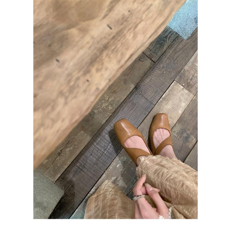 ~ Высококачественные текстурированные туфли из мягкой кожи с квадратным носком, толстым каблуком и узором в виде лошади, туфли-лодочки на высоком каблуке, женские осенние модели