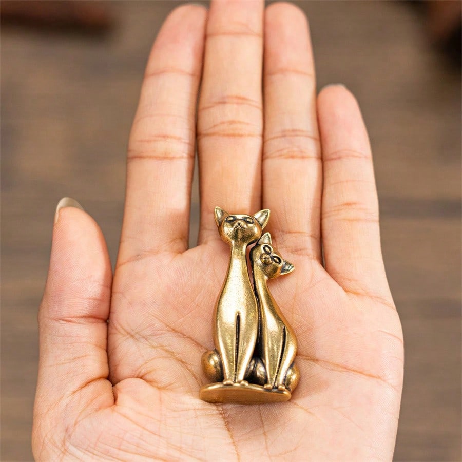 1 шт. Парная фигурка кошек Винтажная латунная скульптура Произведение искусства Переплетенные любящие кошки Идеальное произведение искусства для дома, офиса или кафе Прекрасно для полки, гостиной
