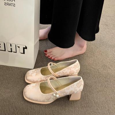Новая китайская обувь женская на толстом каблуке туфли-лодочки весенние туфли к ципао 2025 новые модели с юбкой-лошадиное лицо универсальные туфли на высоком каблуке